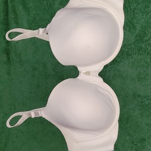 Olga,42C,white bra